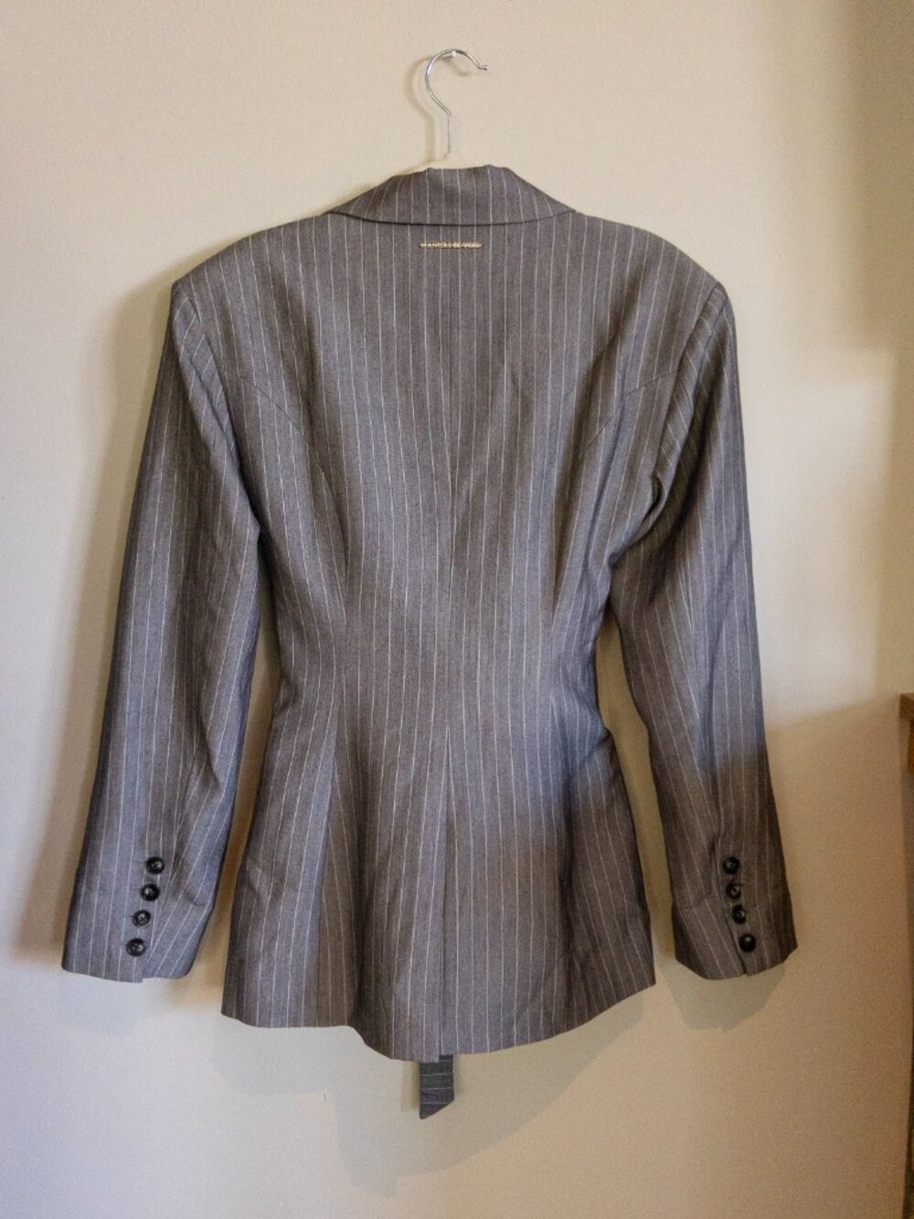 Manière de Voir Delphine Pinstripe Wrap Tie Blazer Black US 2 - Picture 7 of 9